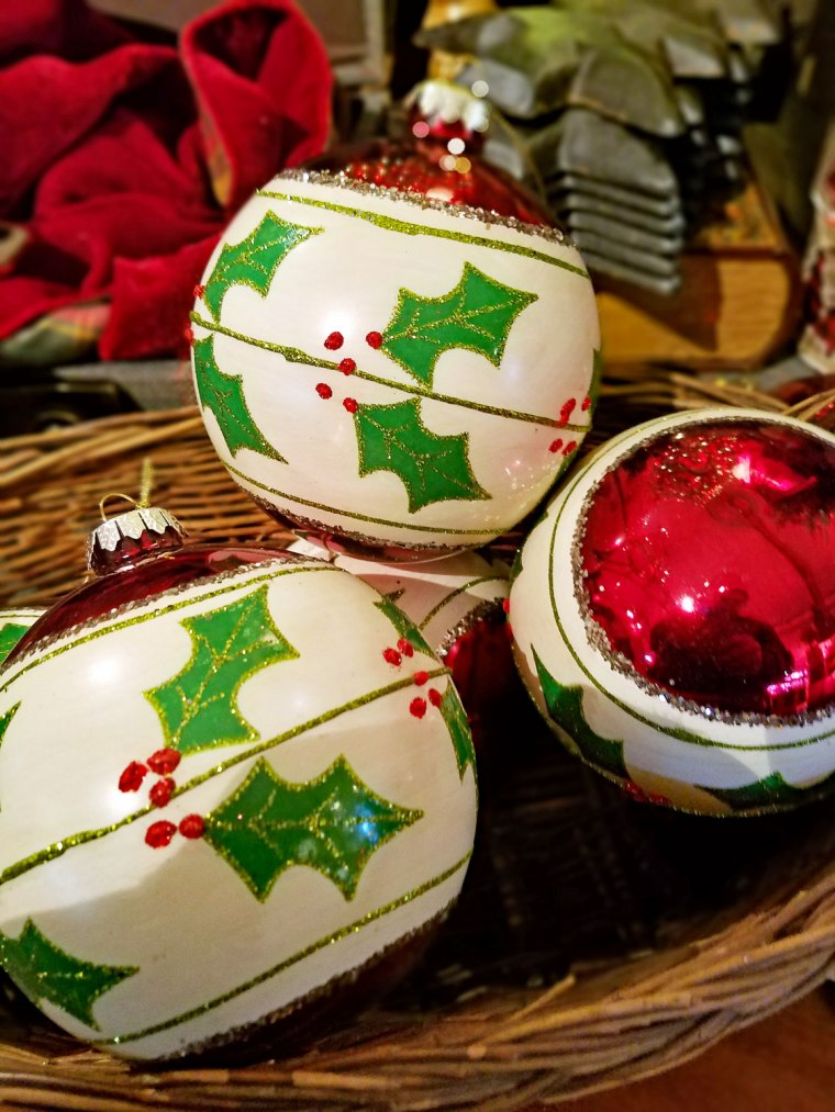3Ornaments