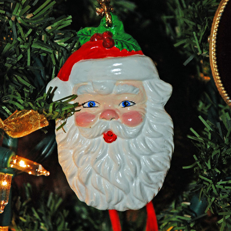 SantaOrnament